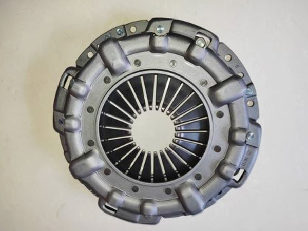 What Problems Are Caused by a Deformed Clutch Pressure Plate